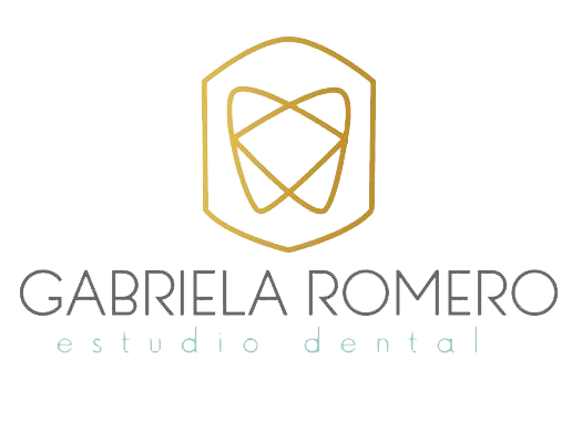 Logo Gabriela Romero Estudio Dental - Cliente de Diseño de Páginas Web Quito con SEO y GEO