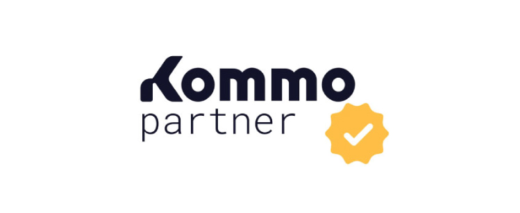 Logotipo de Kommo CRM Partner para la automatización de ventas en Páginas Web en Quito con SEO Y GEO.
